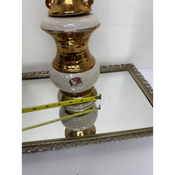 Vintage Jim Beam 1979 Venetian Trophy Urn Royal China Whiskey Decanter EUC Empty - Picture 7 of 7